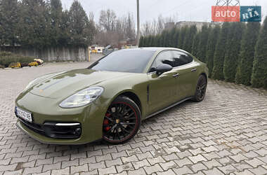Фастбек Porsche Panamera 2021 в Хмельницькому
