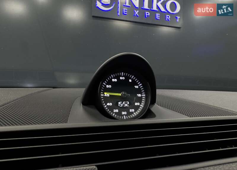 Фастбэк Porsche Panamera 2017 в Киеве