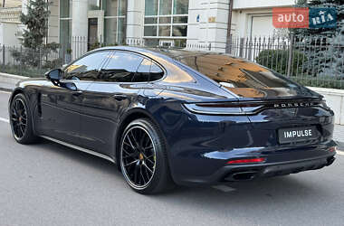 Фастбек Porsche Panamera 2020 в Києві
