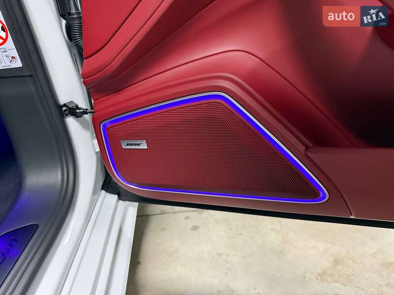 Фастбэк Porsche Panamera 2023 в Киеве фото 124 Фастбэк Porsche Panamera 2023 в Киеве