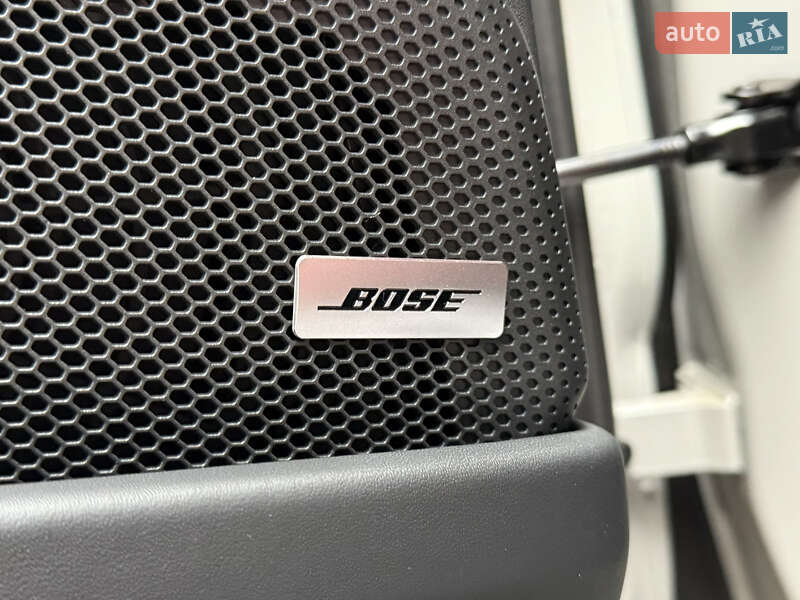 Фастбэк Porsche Panamera 2024 в Киеве