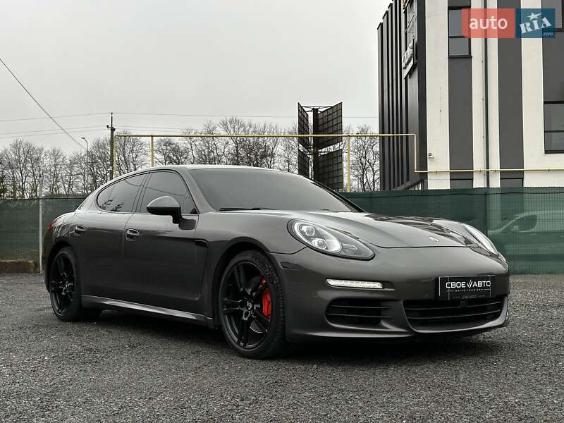 Фастбэк Porsche Panamera 2013 в Львове фото 17 Фастбэк Porsche Panamera 2013 в Львове