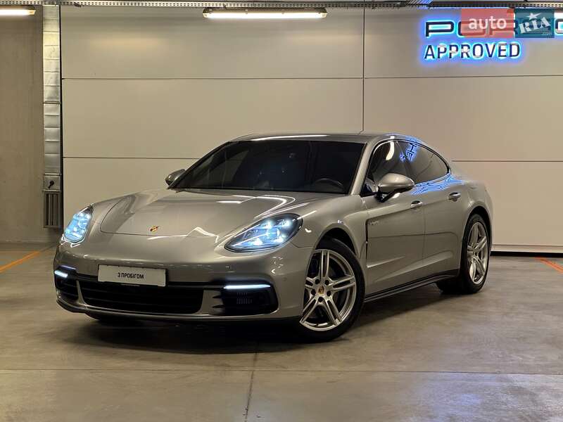 Фастбэк Porsche Panamera 2019 в Киеве фото 6 Фастбэк Porsche Panamera 2019 в Киеве