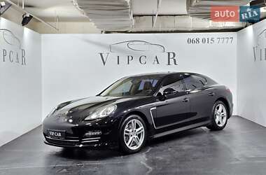 Фастбэк Porsche Panamera 2013 в Киеве