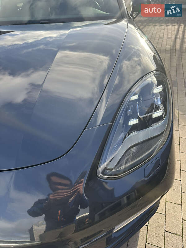 Фастбэк Porsche Panamera 2017 в Львове