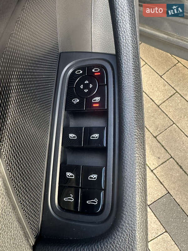 Фастбэк Porsche Panamera 2017 в Львове