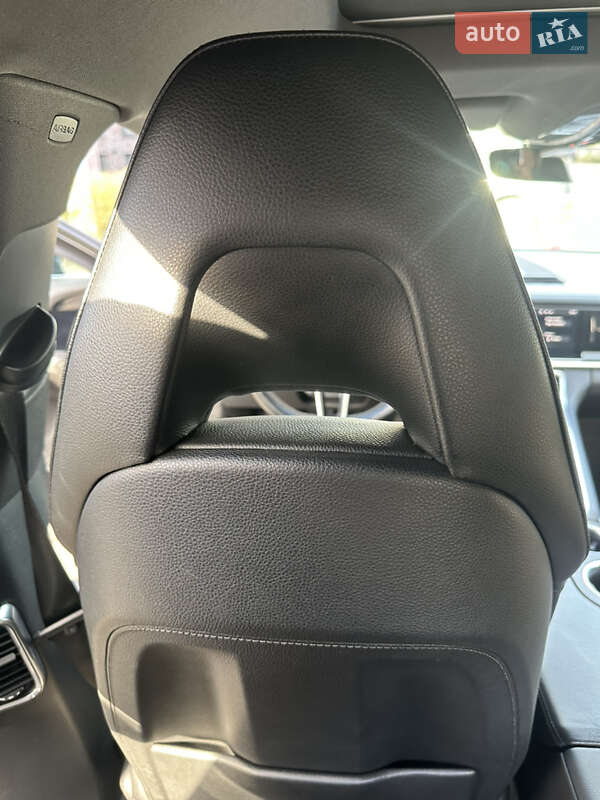 Фастбэк Porsche Panamera 2017 в Львове