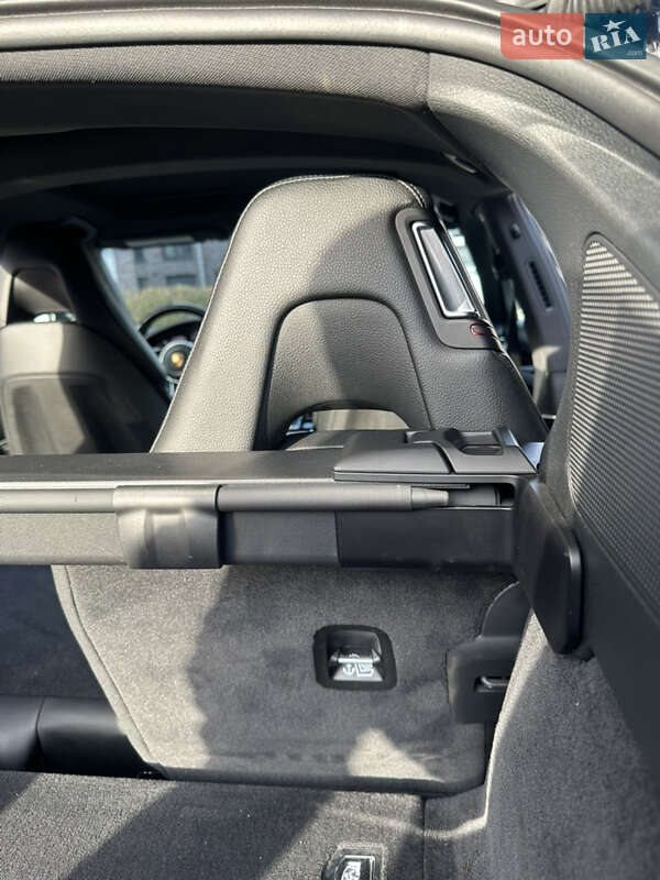 Фастбэк Porsche Panamera 2017 в Львове