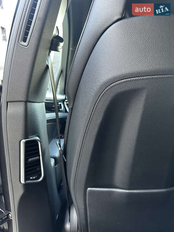 Фастбэк Porsche Panamera 2017 в Львове