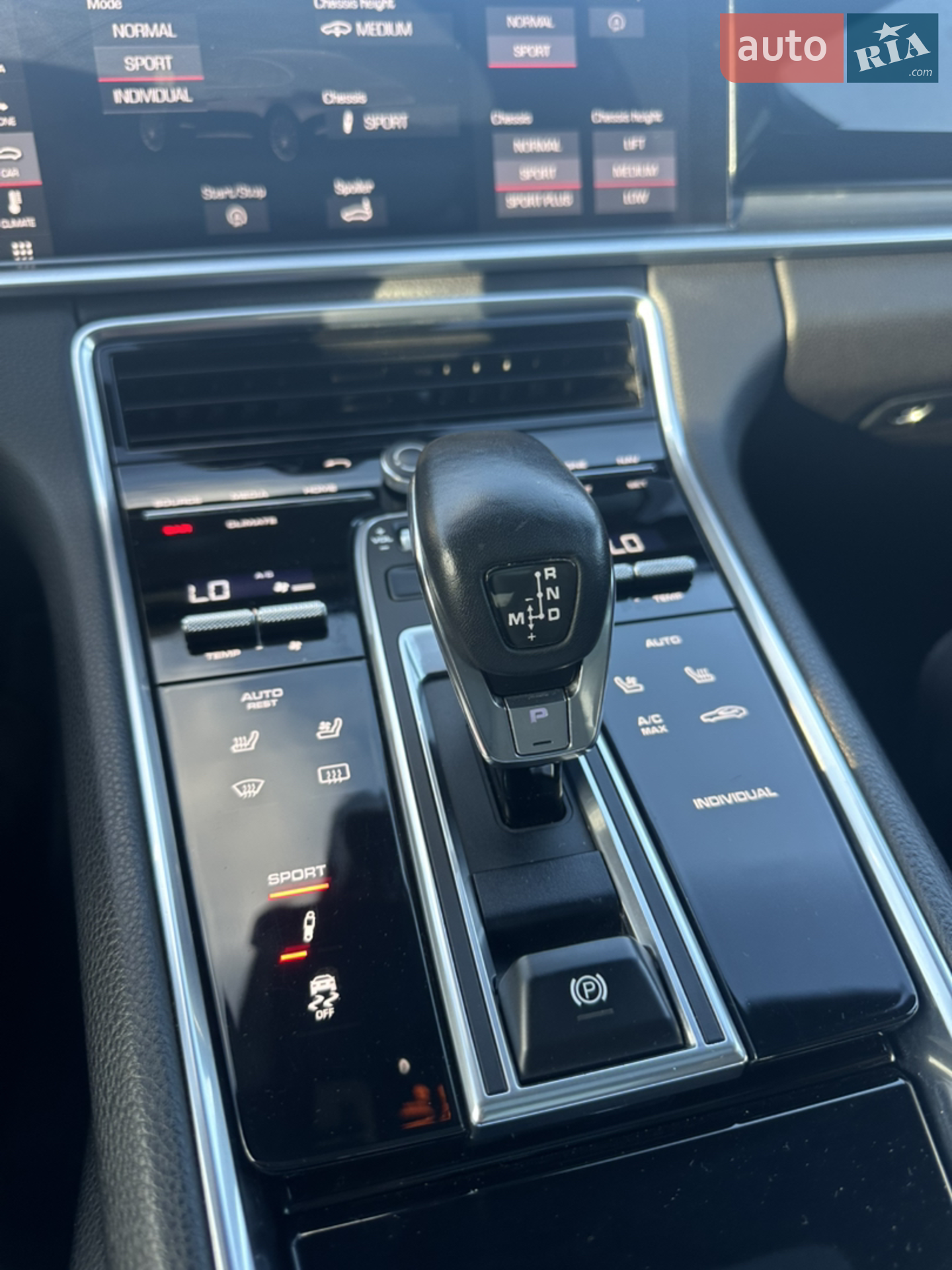 2017 Porsche Panamera - мініатюра 144