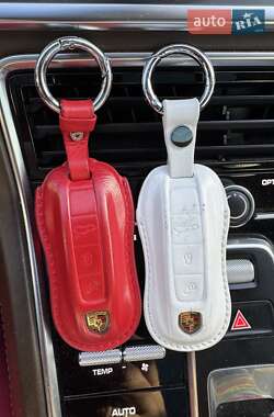 Фастбэк Porsche Panamera 2016 в Киеве