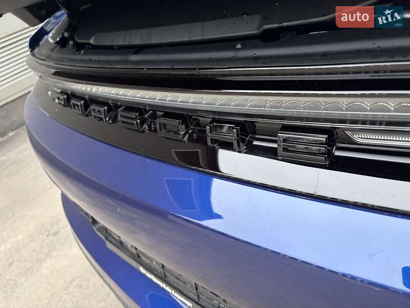 Фастбэк Porsche Panamera 2024 в Киеве фото 68 Фастбэк Porsche Panamera 2024 в Киеве