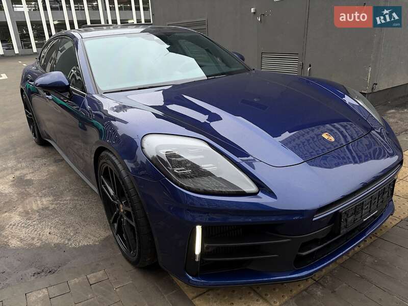 Фастбэк Porsche Panamera 2024 в Киеве фото 153 Фастбэк Porsche Panamera 2024 в Киеве