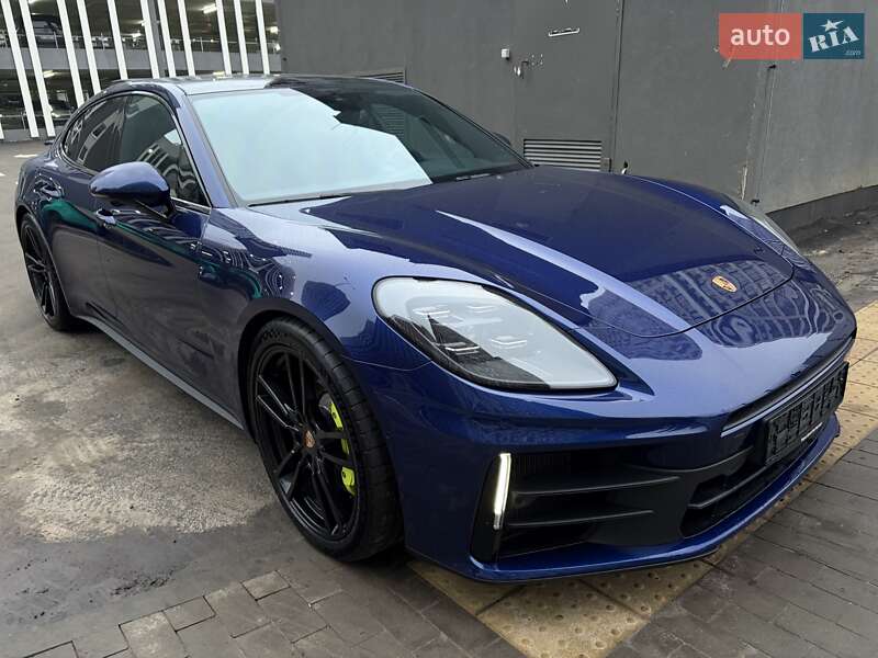 Фастбэк Porsche Panamera 2024 в Киеве фото 174 Фастбэк Porsche Panamera 2024 в Киеве