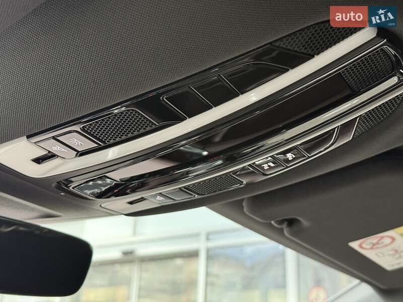 Фастбек Porsche Panamera 2017 в Дніпрі фото 27 Фастбек Porsche Panamera 2017 в Дніпрі