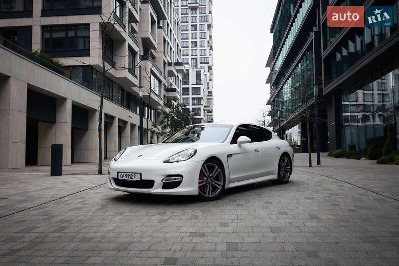 Porsche Panamera 2011