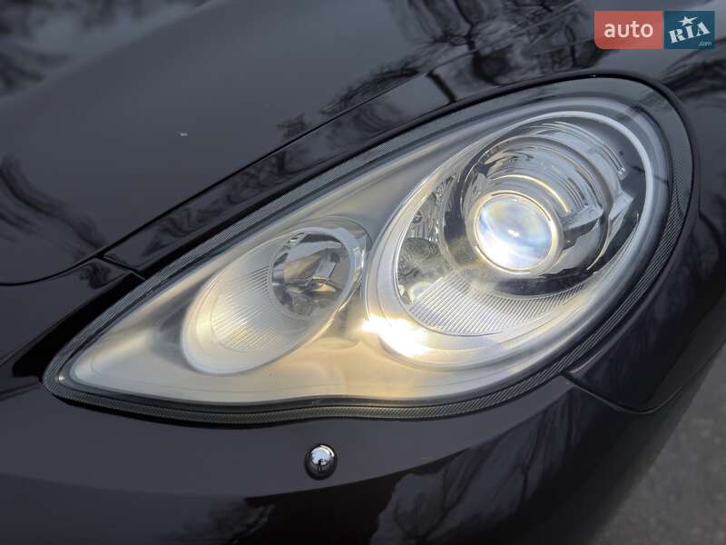 Фастбэк Porsche Panamera 2012 в Кривом Роге фото 16 Фастбэк Porsche Panamera 2012 в Кривом Роге