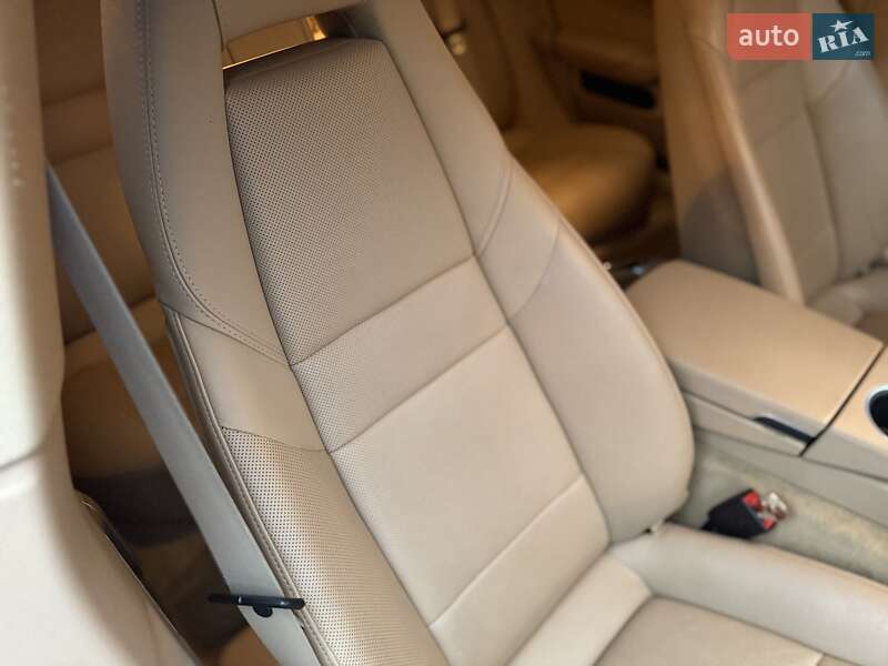 Фастбэк Porsche Panamera 2012 в Кривом Роге фото 61 Фастбэк Porsche Panamera 2012 в Кривом Роге