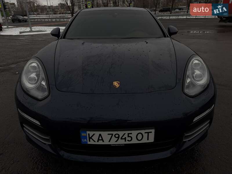 Фастбек Porsche Panamera 2013 в Києві фото 63 Фастбек Porsche Panamera 2013 в Києві
