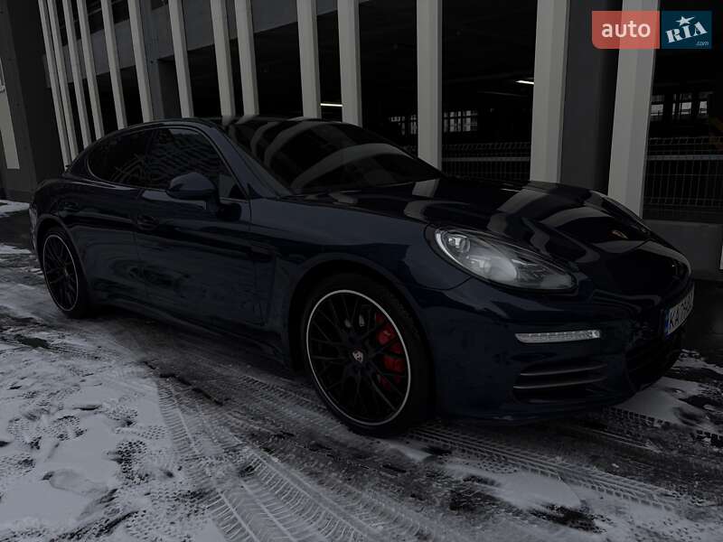 Фастбек Porsche Panamera 2013 в Києві фото 67 Фастбек Porsche Panamera 2013 в Києві