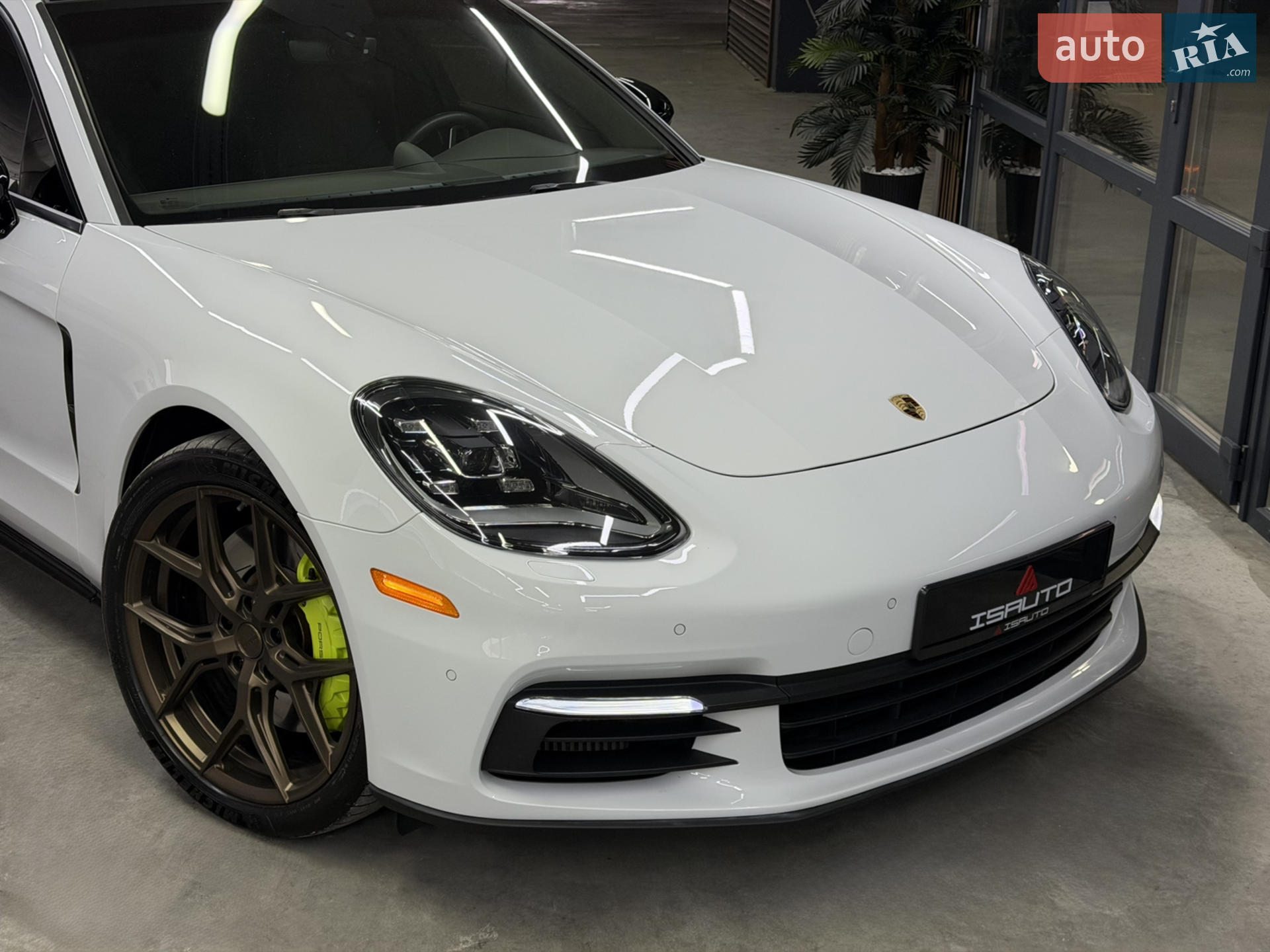 2017 Porsche Panamera - мініатюра 3