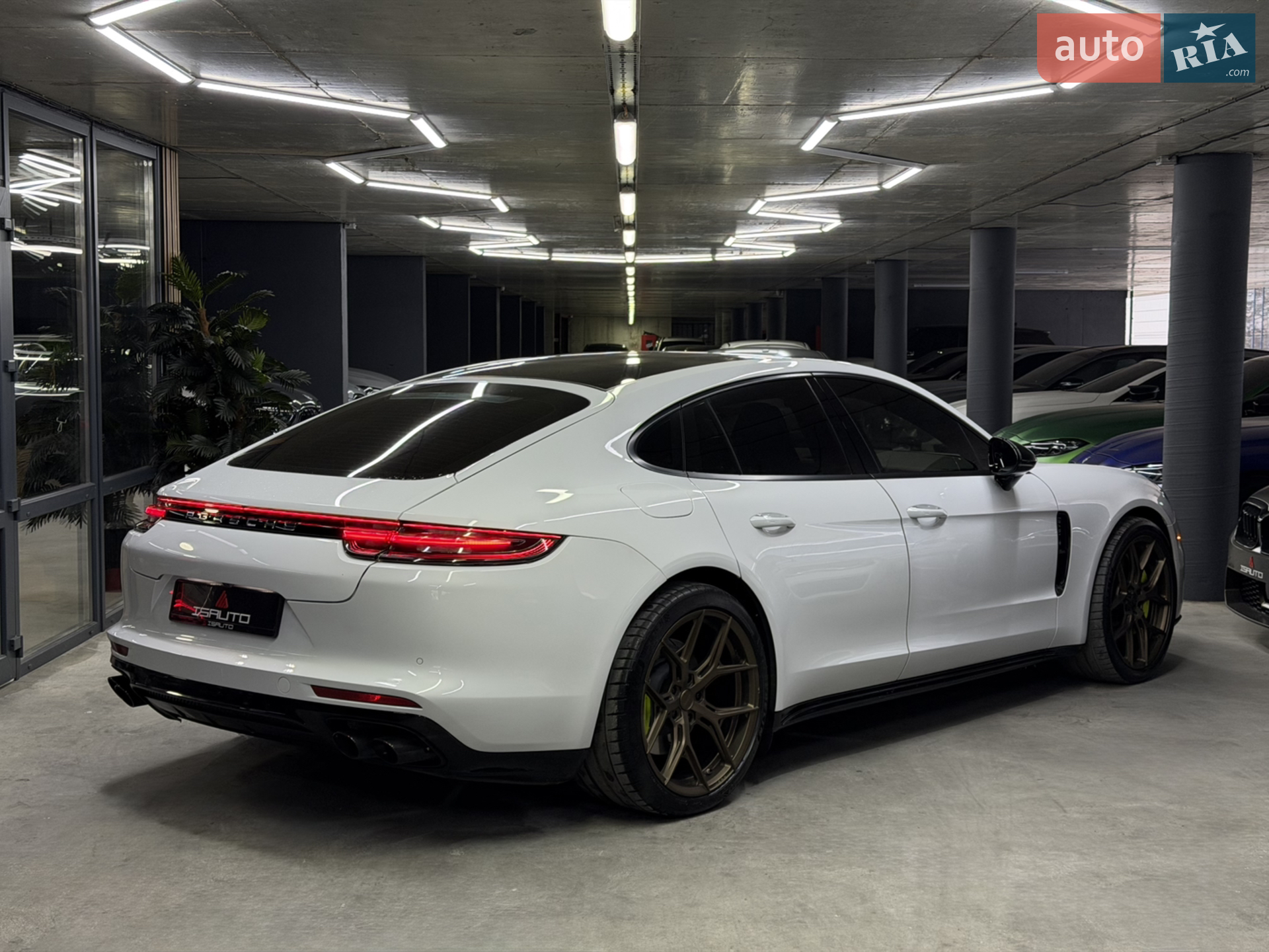 2017 Porsche Panamera - мініатюра 14