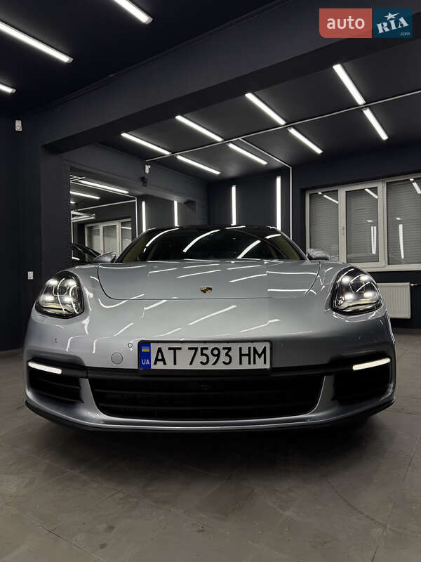 Фастбэк Porsche Panamera 2017 в Коломые фото 51 Фастбэк Porsche Panamera 2017 в Коломые