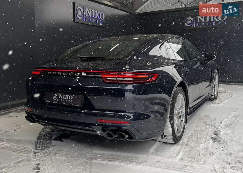 Фастбэк Porsche Panamera 2017 в Киеве фото 13 Фастбэк Porsche Panamera 2017 в Киеве
