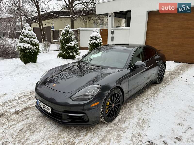Фастбэк Porsche Panamera 2017 в Киеве фото 20 Фастбэк Porsche Panamera 2017 в Киеве