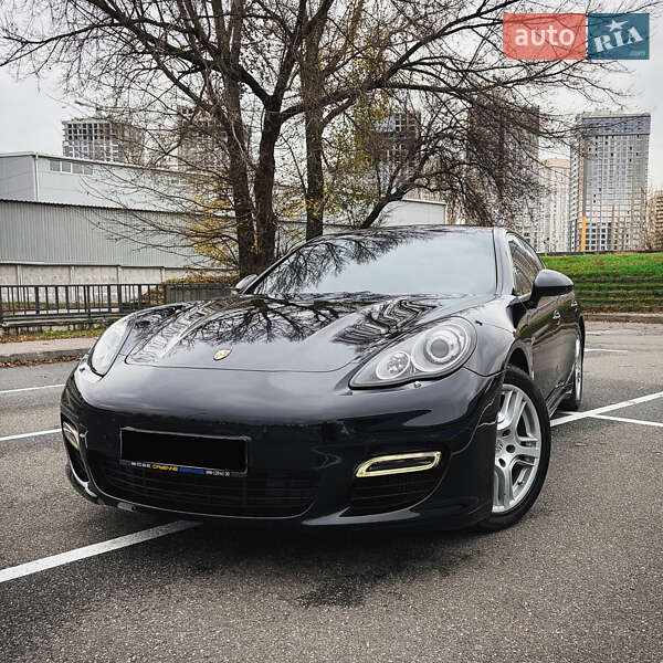 Porsche Panamera 2011