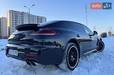 Фастбек Porsche Panamera 2013 в Кропивницькому