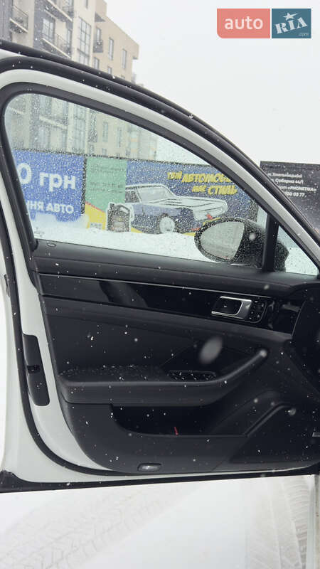 Фастбэк Porsche Panamera 2019 в Хмельницком