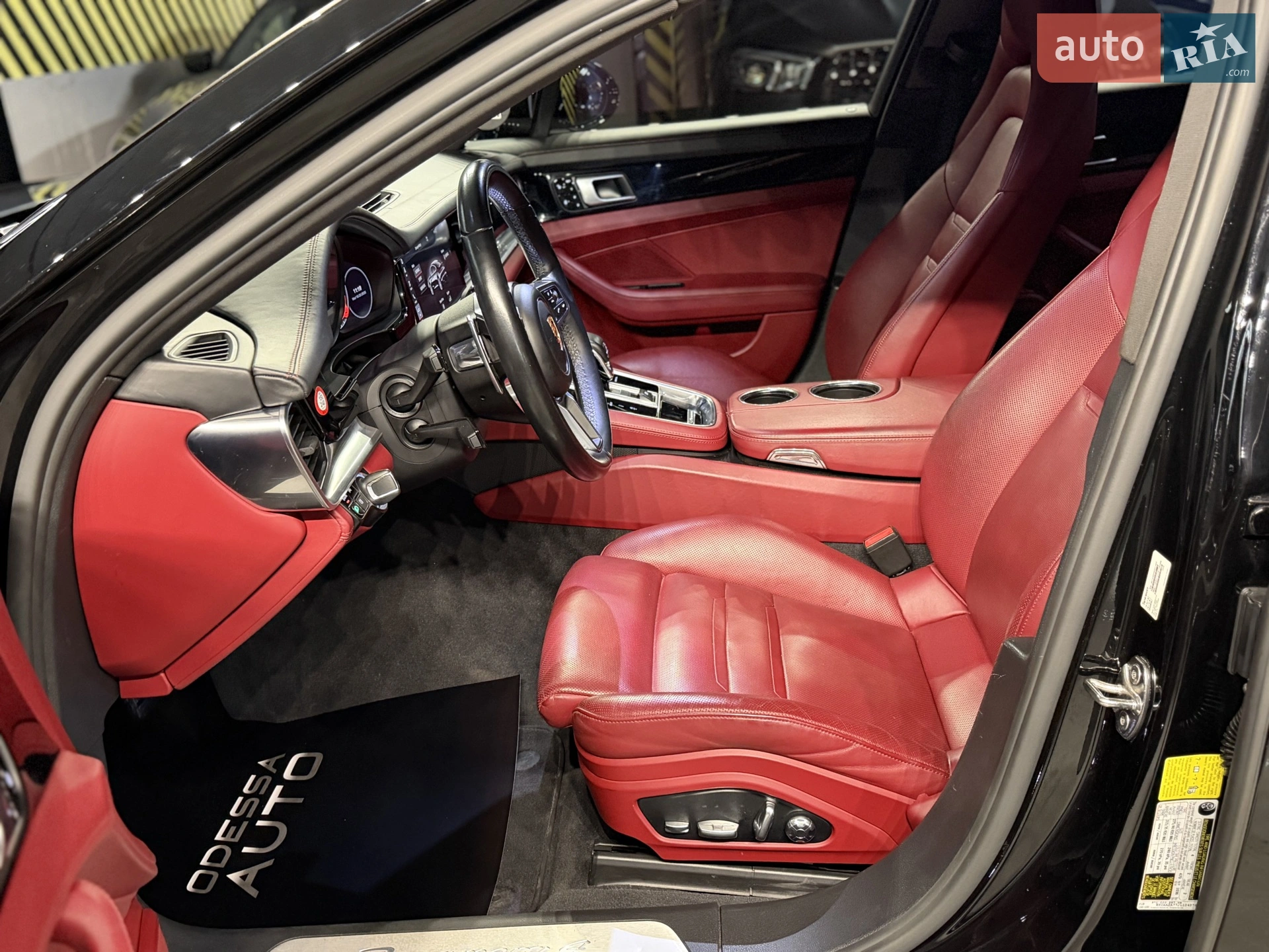 2017 Porsche Panamera - мініатюра 11