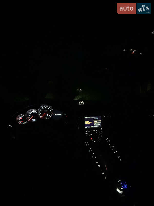 Фастбэк Porsche Panamera 2012 в Львове