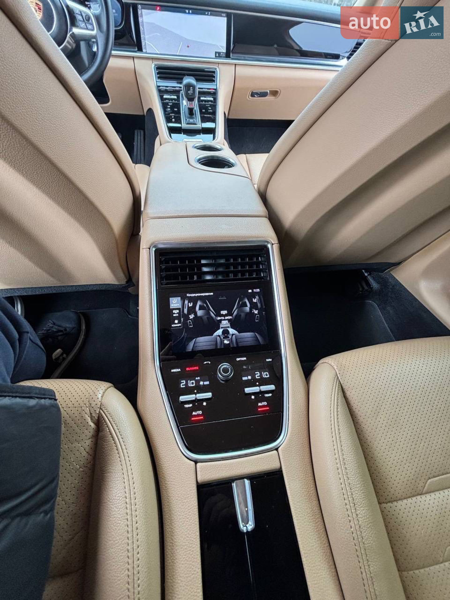 2017 Porsche Panamera - мініатюра 9