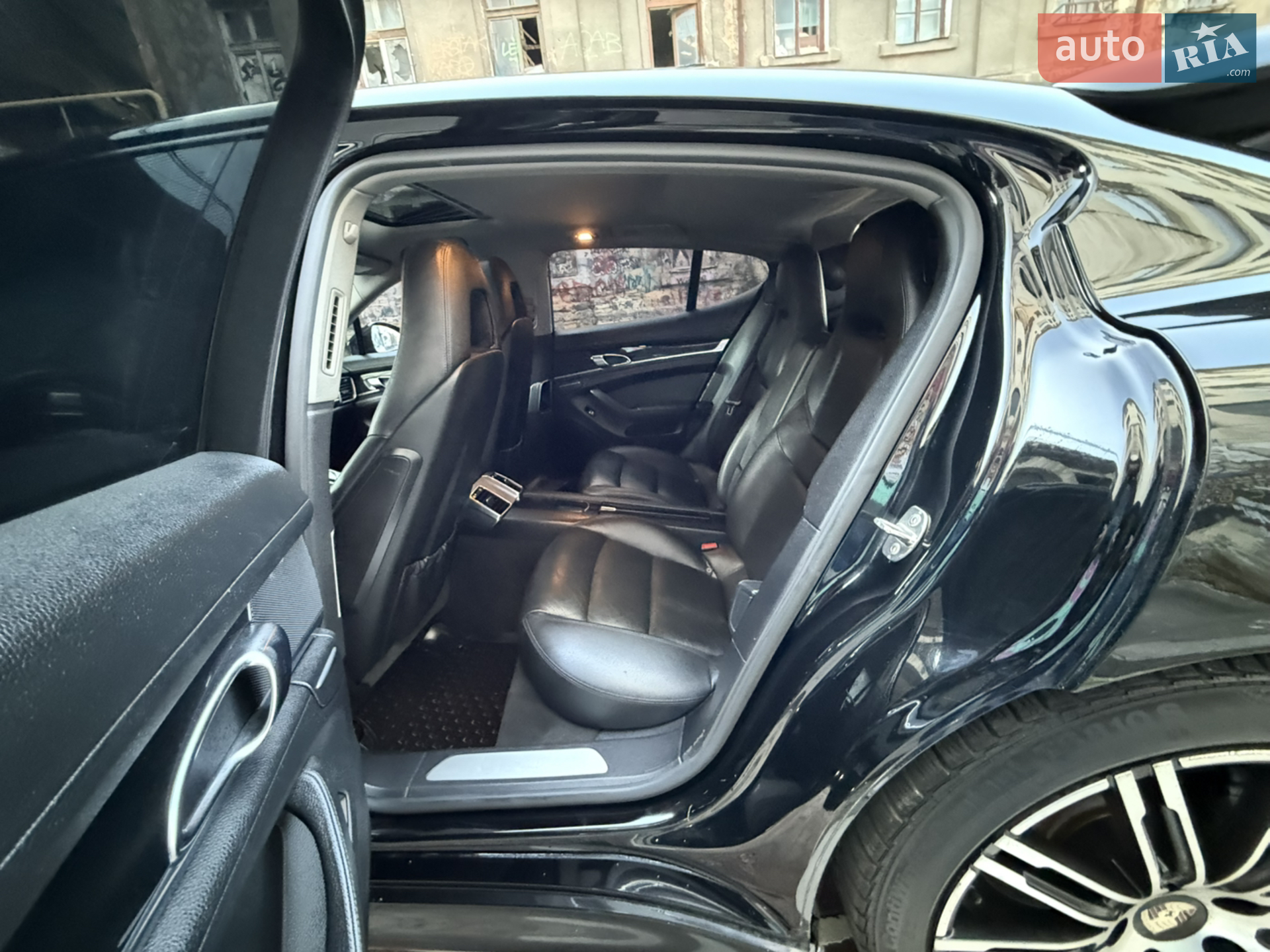 2012 Porsche Panamera - мініатюра 82