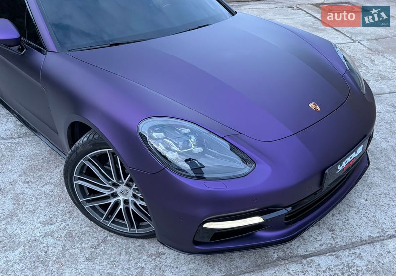 Фастбэк Porsche Panamera 2018 в Одессе