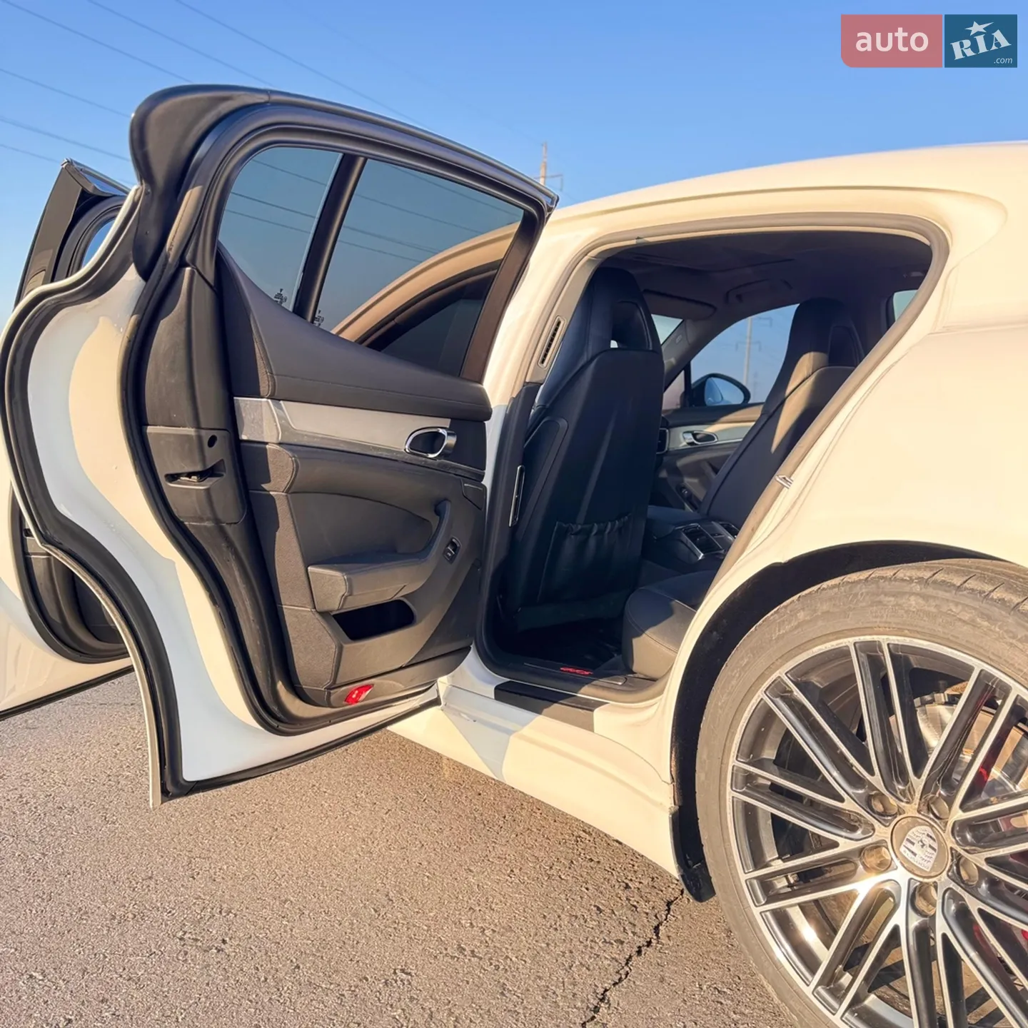 2010 Porsche Panamera - мініатюра 7