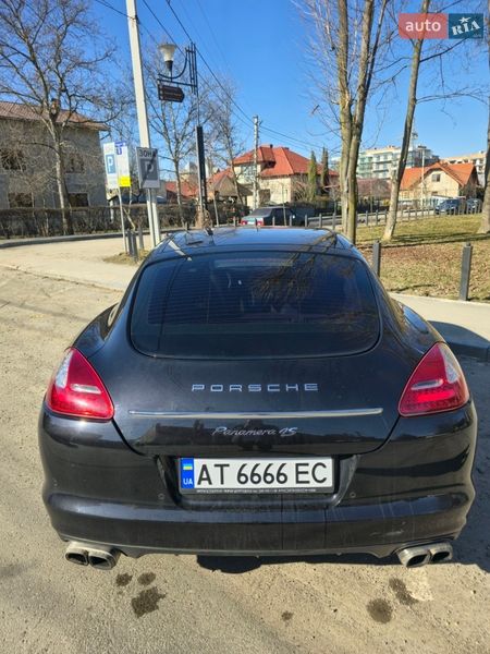 Фастбэк Porsche Panamera 2010 в Коломые