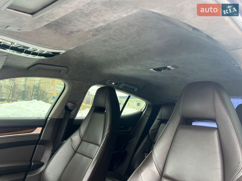 Фастбэк Porsche Panamera 2009 в Харькове