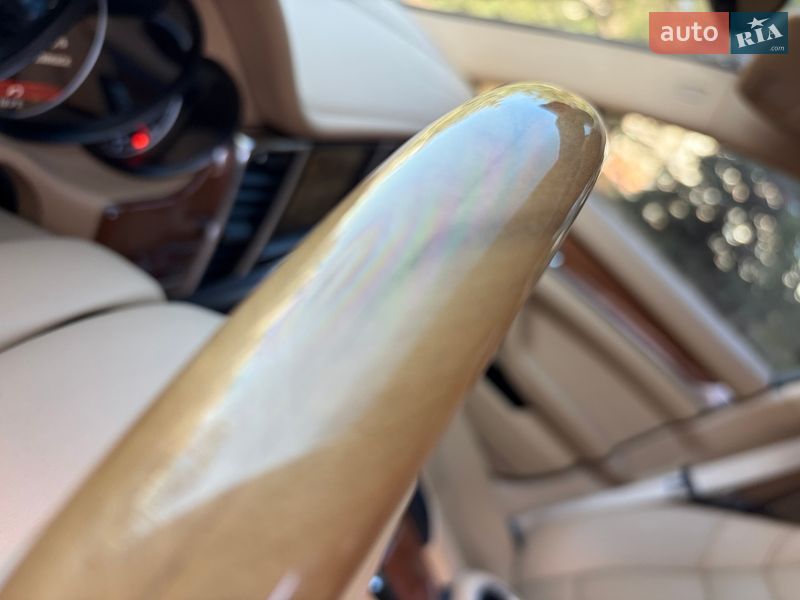 Фастбэк Porsche Panamera 2013 в Киеве