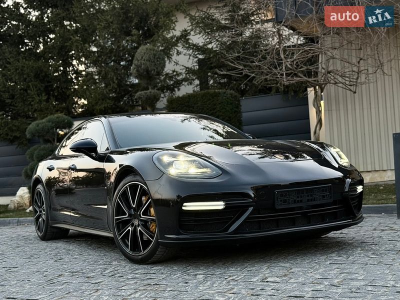 Porsche Panamera 2018