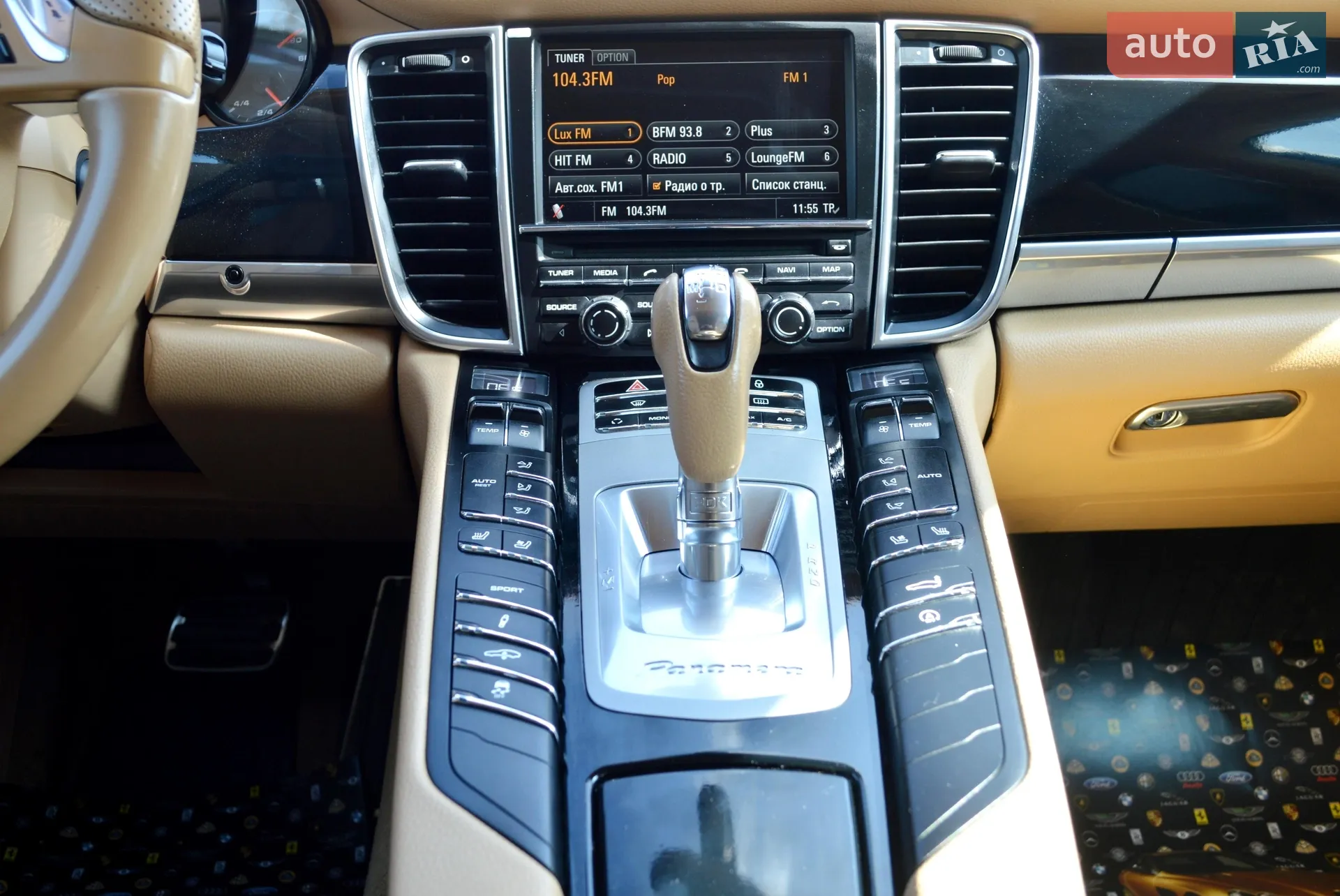 2011 Porsche Panamera - мініатюра 21