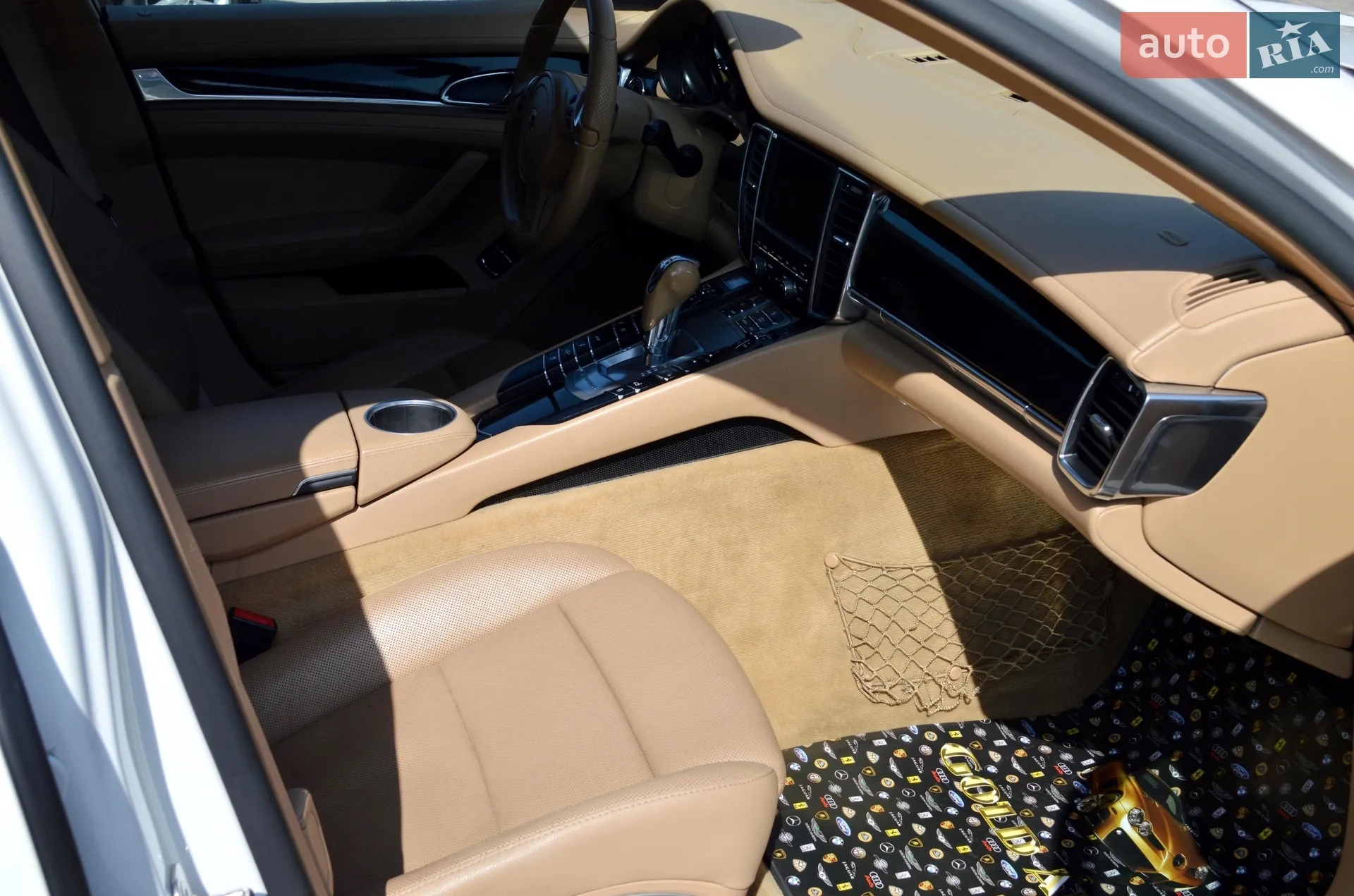 2011 Porsche Panamera - мініатюра 32