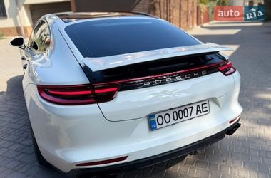 Фастбэк Porsche Panamera 2017 в Одессе