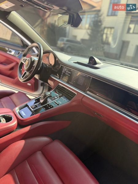 Фастбэк Porsche Panamera 2017 в Одессе