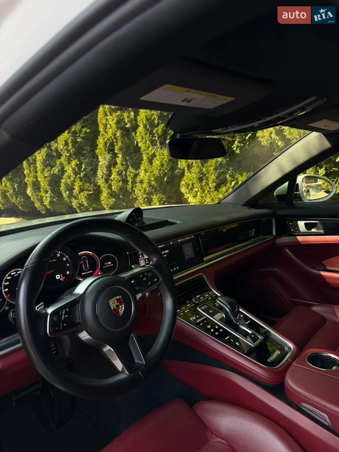 2017 Porsche Panamera - мініатюра 25