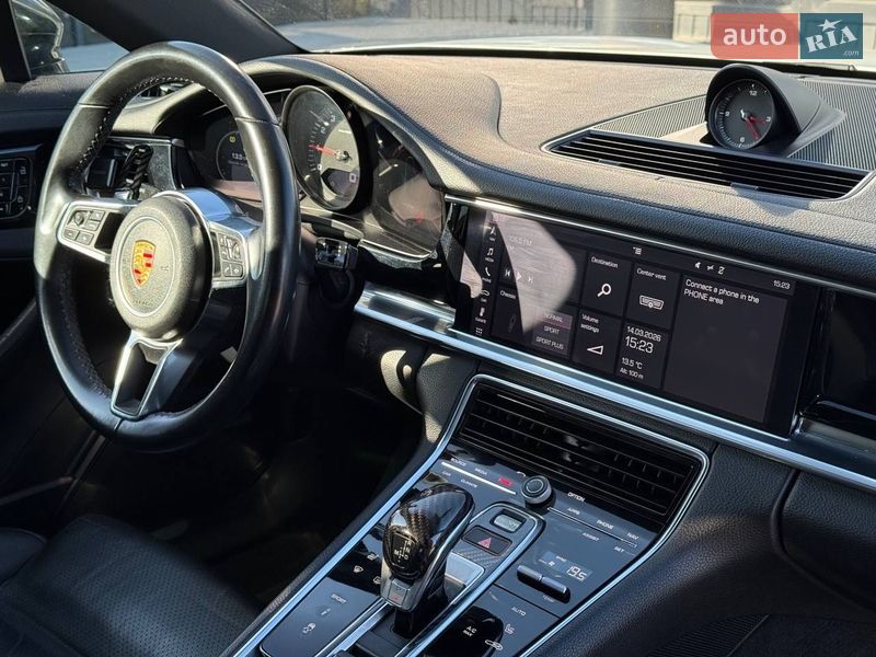 Фастбэк Porsche Panamera 2019 в Киеве