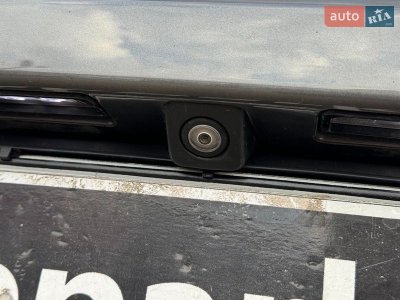 Фастбэк Porsche Panamera 2013 в Виннице