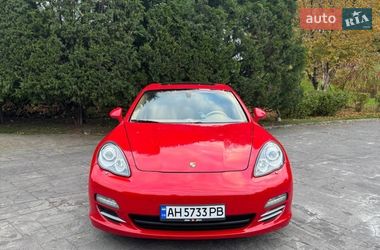 Фастбек Porsche Panamera 2010 в Дніпрі